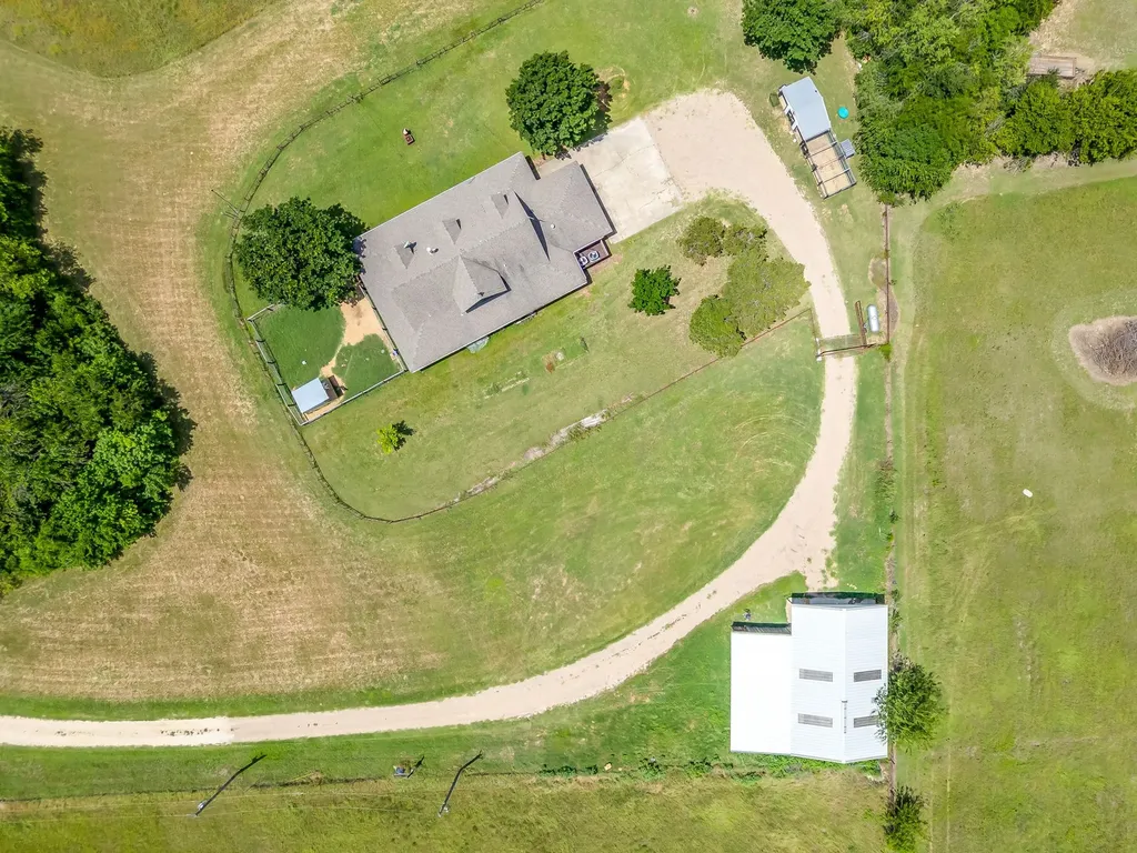 11533 Fm 2258 Grandview TX 76050
