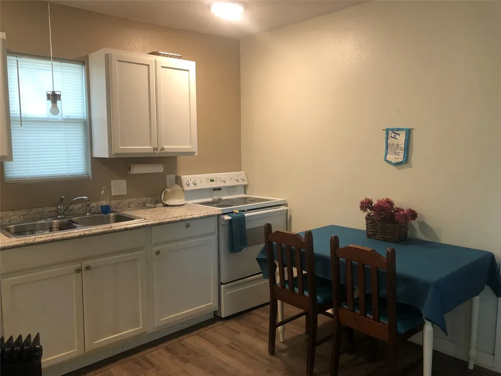 1140 Cr 1712 Grand Saline TX 75140