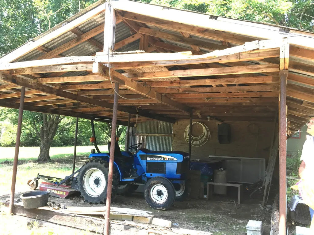 1140 Cr 1712 Grand Saline TX 75140