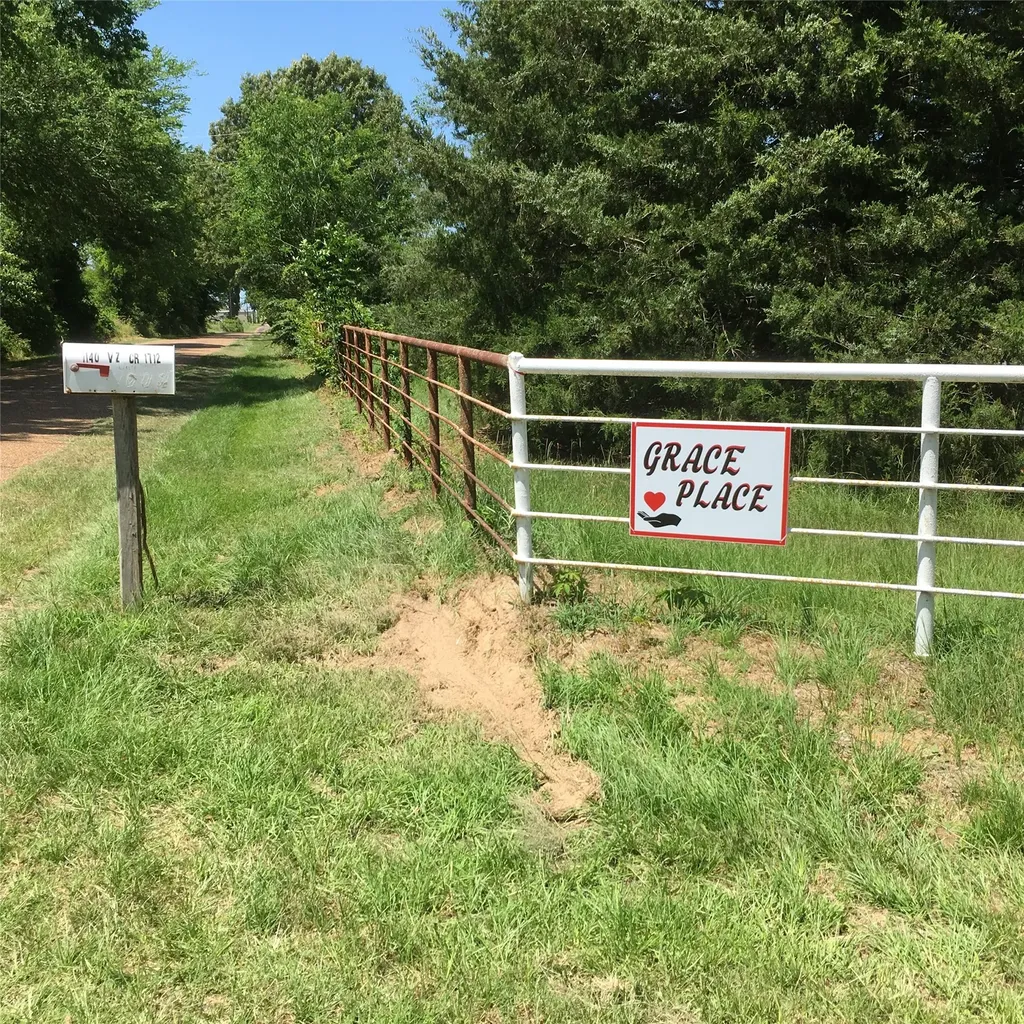 1140 Cr 1712 Grand Saline TX 75140