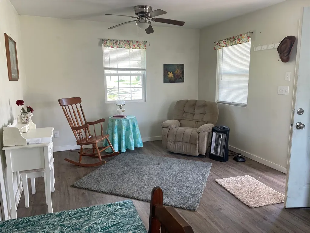 1140 Cr 1712 Grand Saline TX 75140