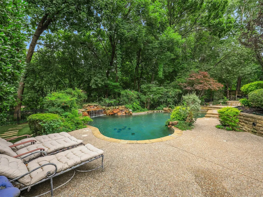 1201 Pecan Hollow Trail Mckinney TX 75072