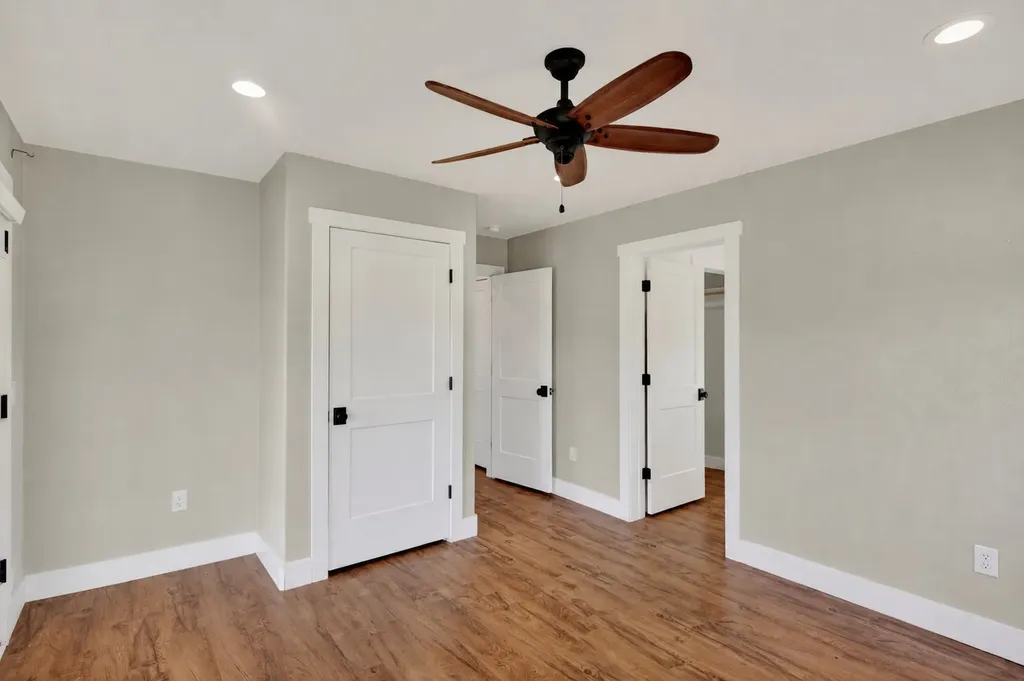 4221 Fm-120 E Denison TX 75020