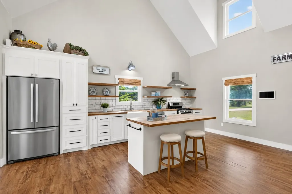 4221 Fm-120 E Denison TX 75020
