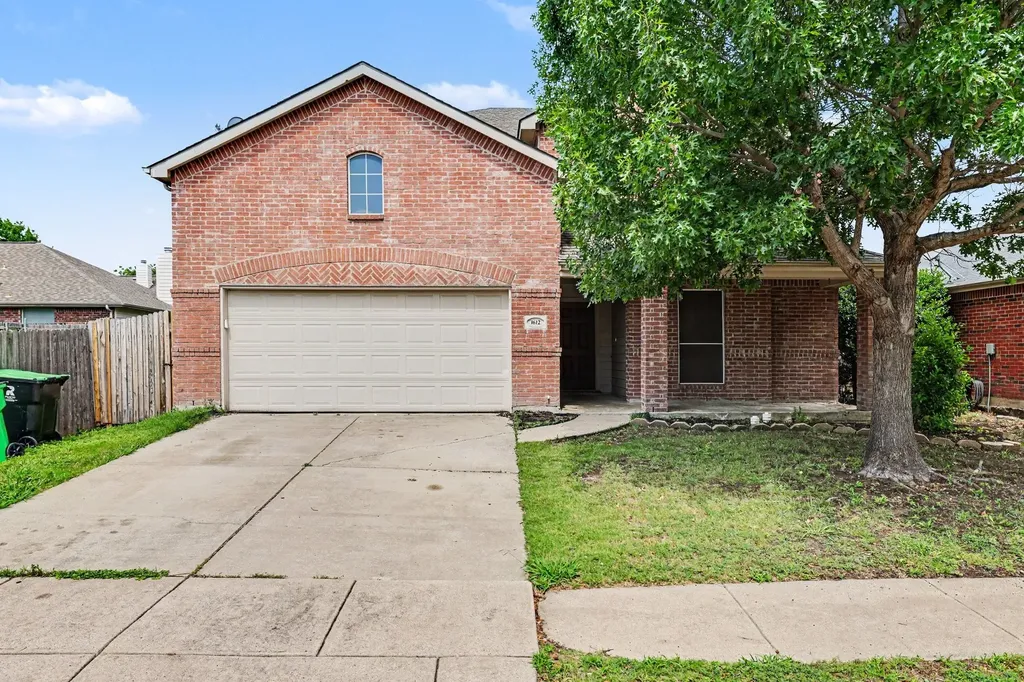 1612 Cardinal Way Aubrey TX 76227