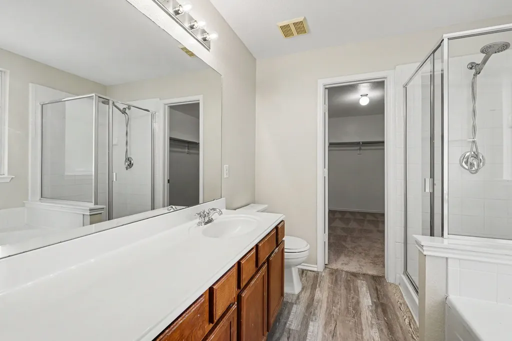 1612 Cardinal Way Aubrey TX 76227