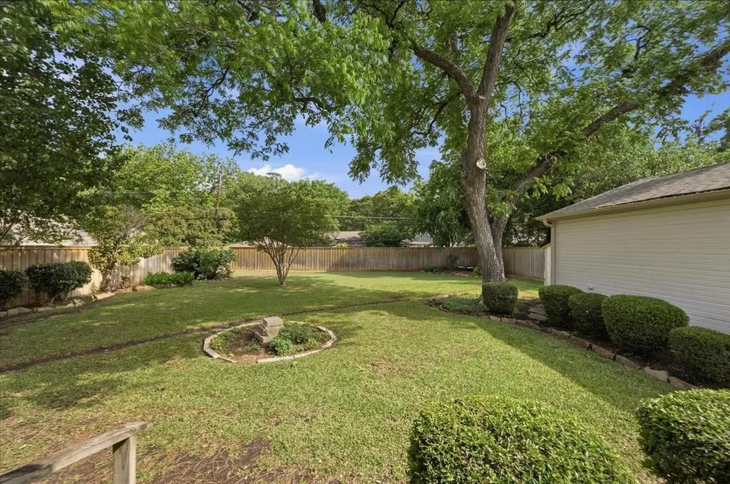 3724 Hilltop Road Fort Worth TX 76109