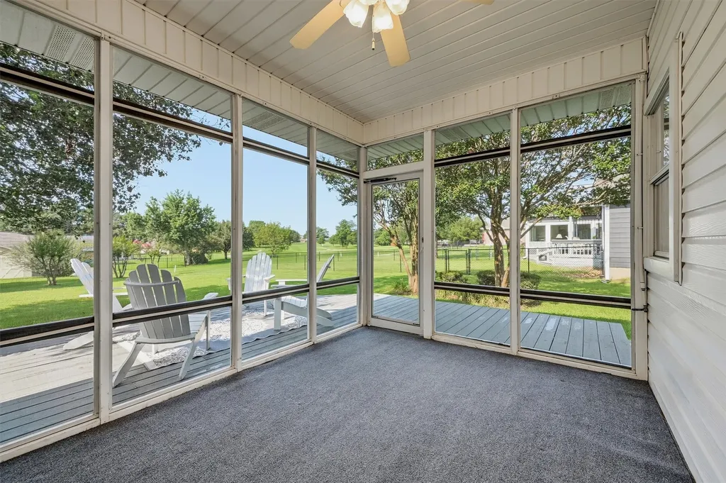 303 Kiowa Drive W Lake Kiowa TX 76240