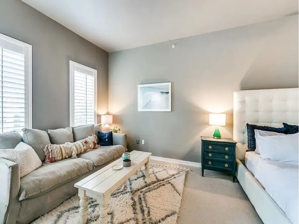 2950 Mckinney Avenue Dallas TX 75204