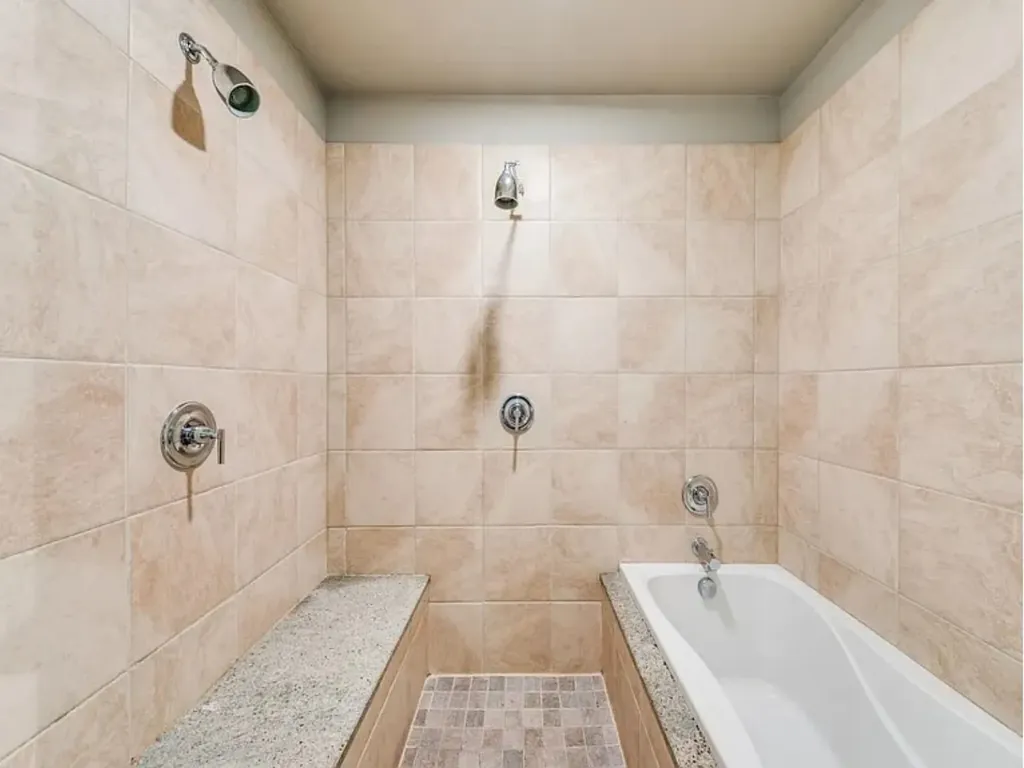 2950 Mckinney Avenue Dallas TX 75204