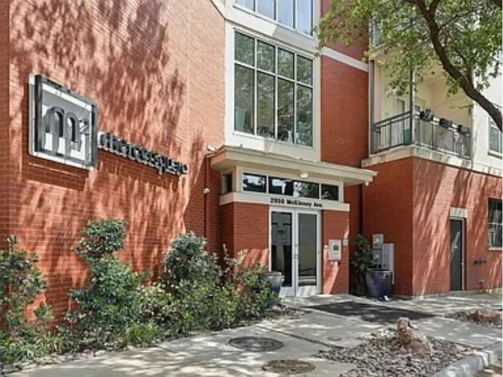 2950 Mckinney Avenue Dallas TX 75204
