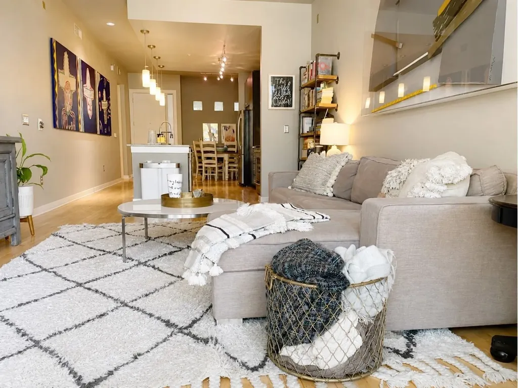 2950 Mckinney Avenue Dallas TX 75204