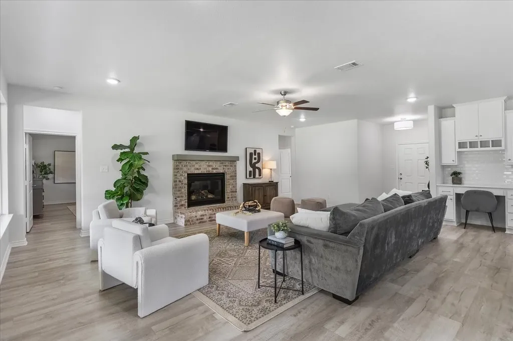 6512 Crooked Lane Flower Mound TX 75022