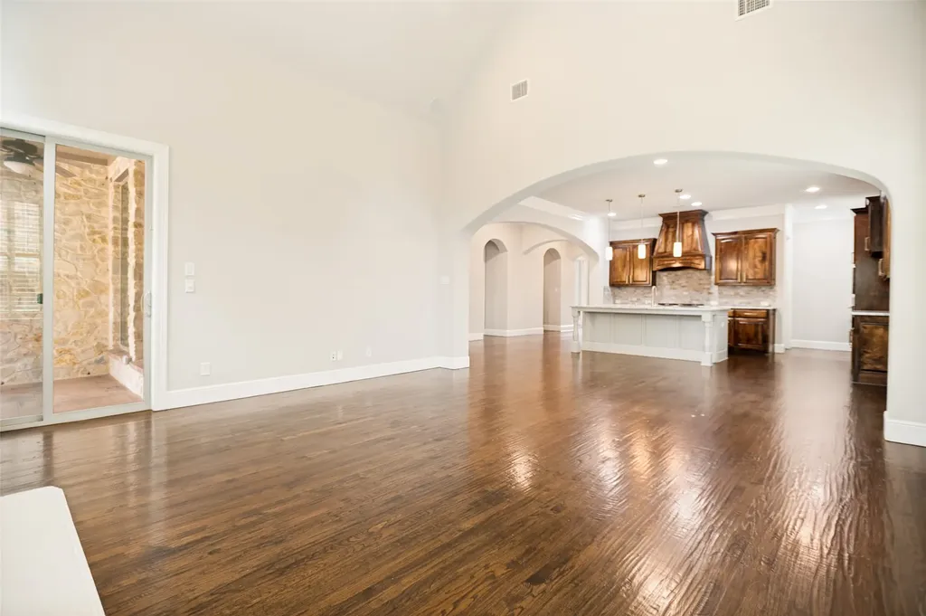 2608 Bel Air Lane Flower Mound TX 75022