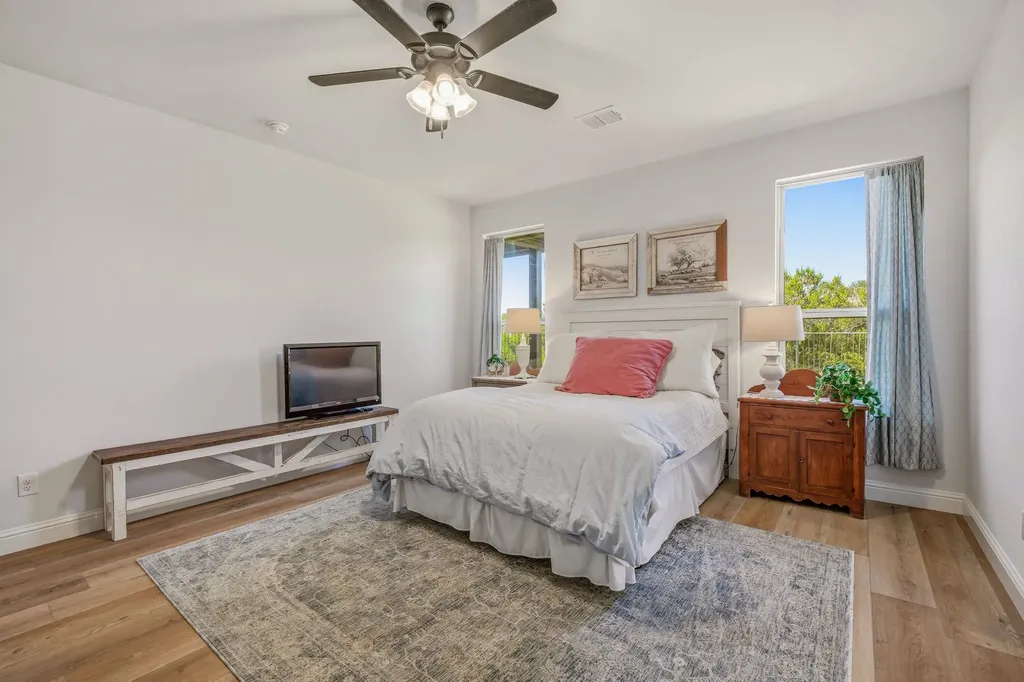 127 Mesa Drive Glen Rose TX 76043