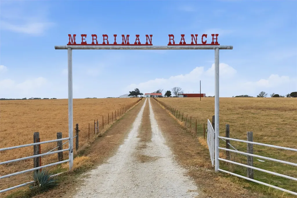 771 County Road 2130 Meridian TX 76665