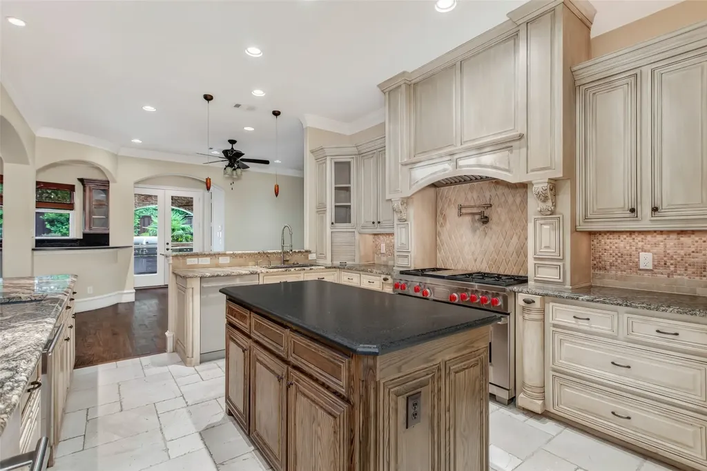 6628 Sondra Drive Dallas TX 75214