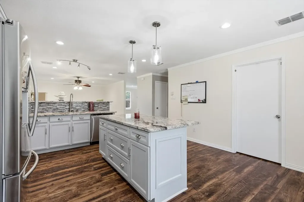 800 Poncho Lane Haslet TX 76052
