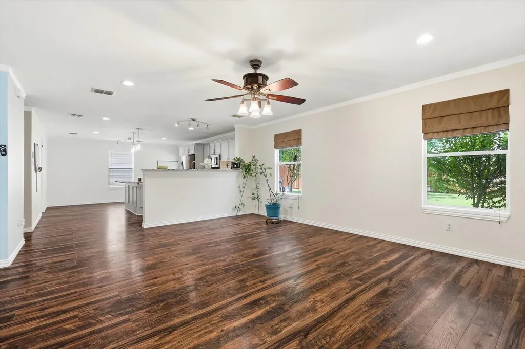 800 Poncho Lane Haslet TX 76052