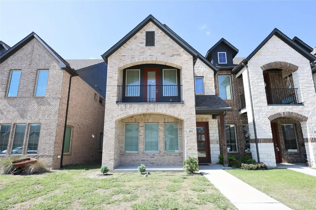 808 Eaglescliffe Landing Wylie TX 75098