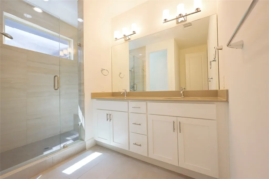 808 Eaglescliffe Landing Wylie TX 75098