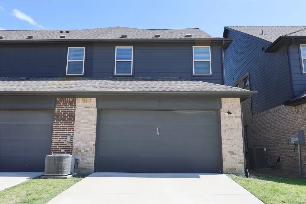 808 Eaglescliffe Landing Wylie TX 75098