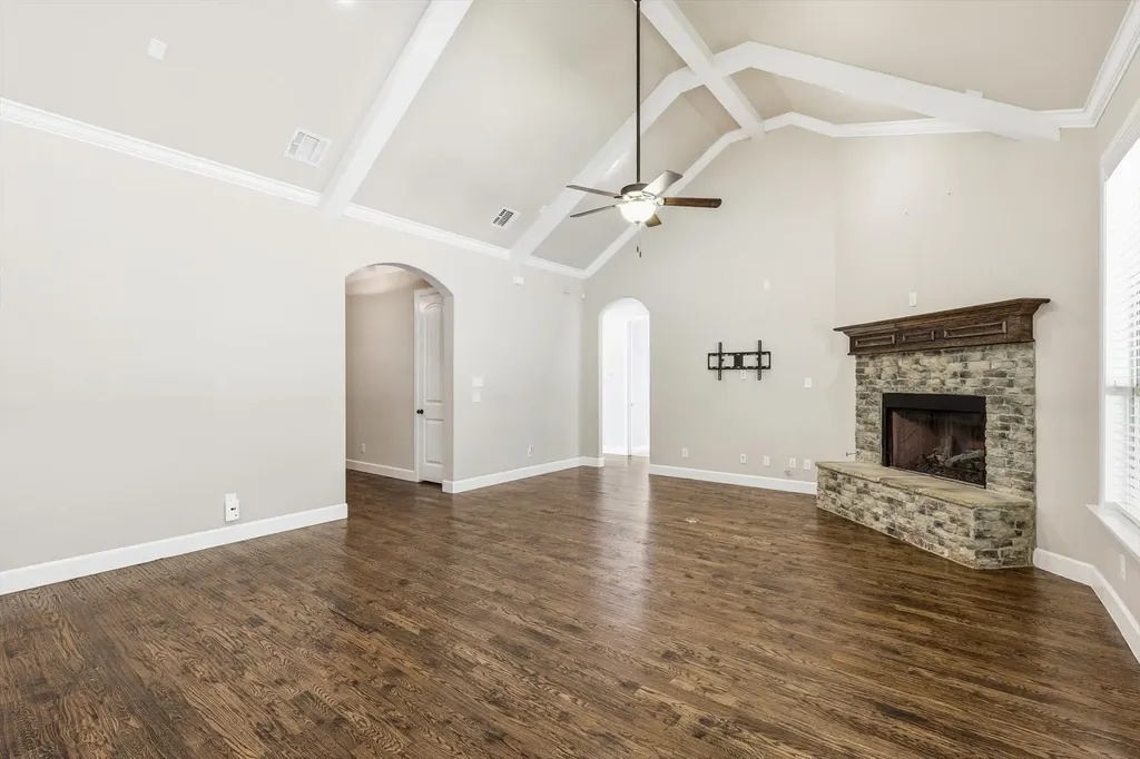 6901 Golf Green Drive Arlington TX 76001