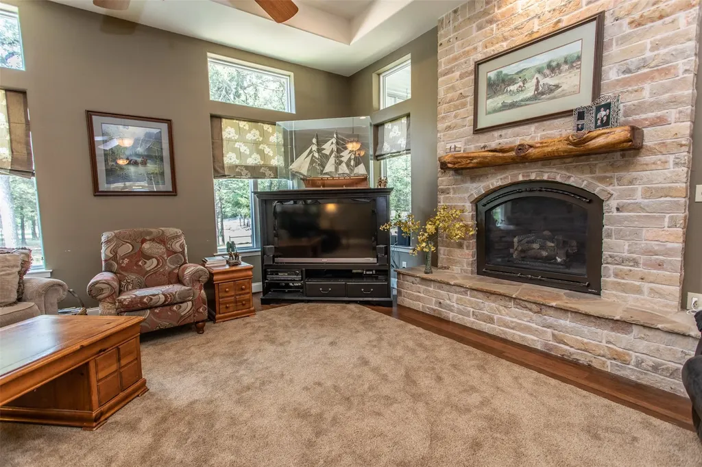 3724 County Road 211 Gainesville TX 76240