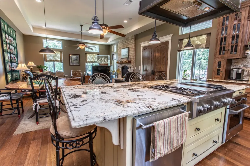 3724 County Road 211 Gainesville TX 76240