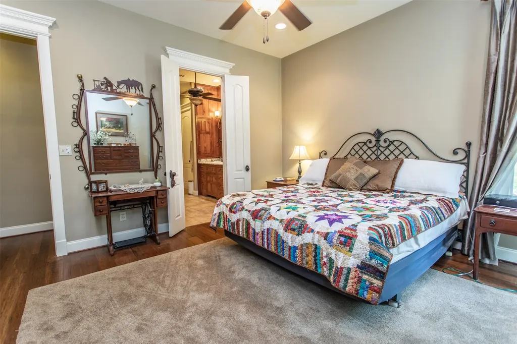 3724 County Road 211 Gainesville TX 76240