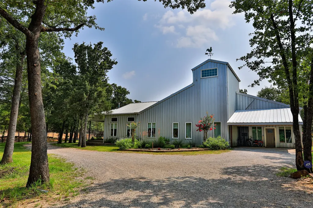 3724 County Road 211 Gainesville TX 76240
