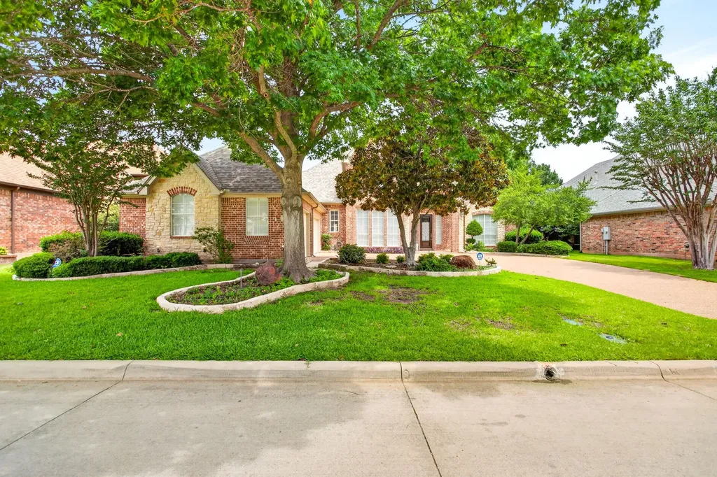 865 Thomas Crossing Drive Fort Worth TX 76028