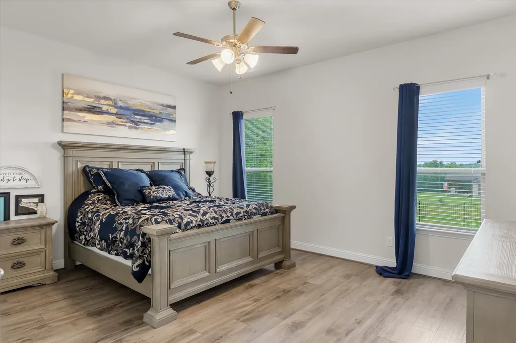 425 Private Road 7017 Edgewood TX 75117