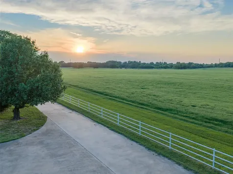 449 Private Road 4670 Boyd TX 76023