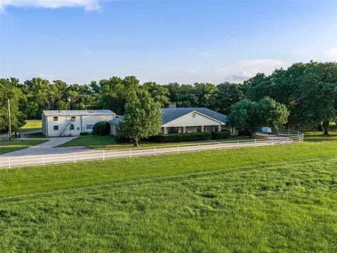 449 Private Road 4670 Boyd TX 76023
