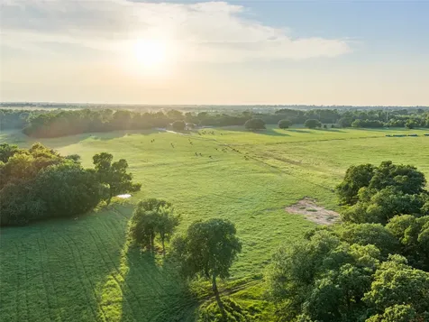 449 Private Road 4670 Boyd TX 76023