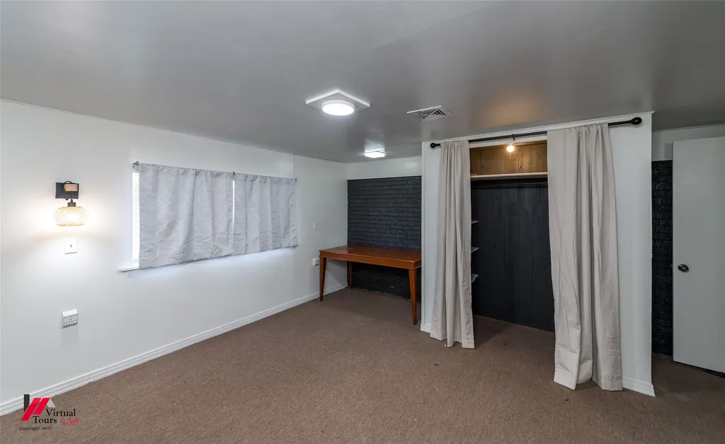 300 S Main Street Springhill LA 71075