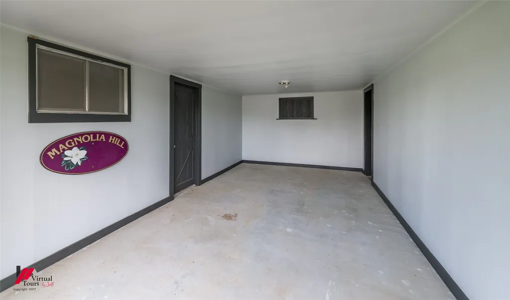300 S Main Street Springhill LA 71075