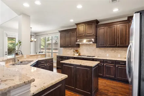 419 Paluxy Drive Irving TX 75039