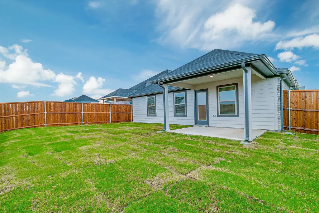 2419 Rocky Mountain Drive Royse City TX 75189