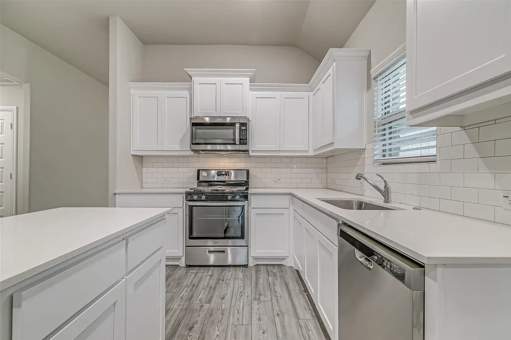 2419 Rocky Mountain Drive Royse City TX 75189