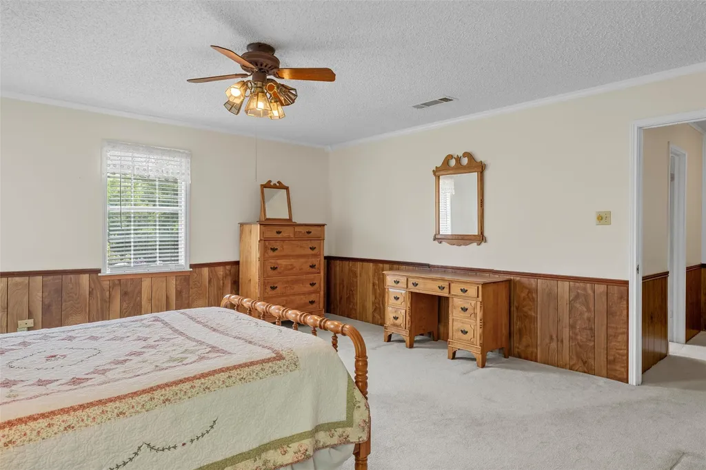 803 S Stallworth Rosebud TX 76570