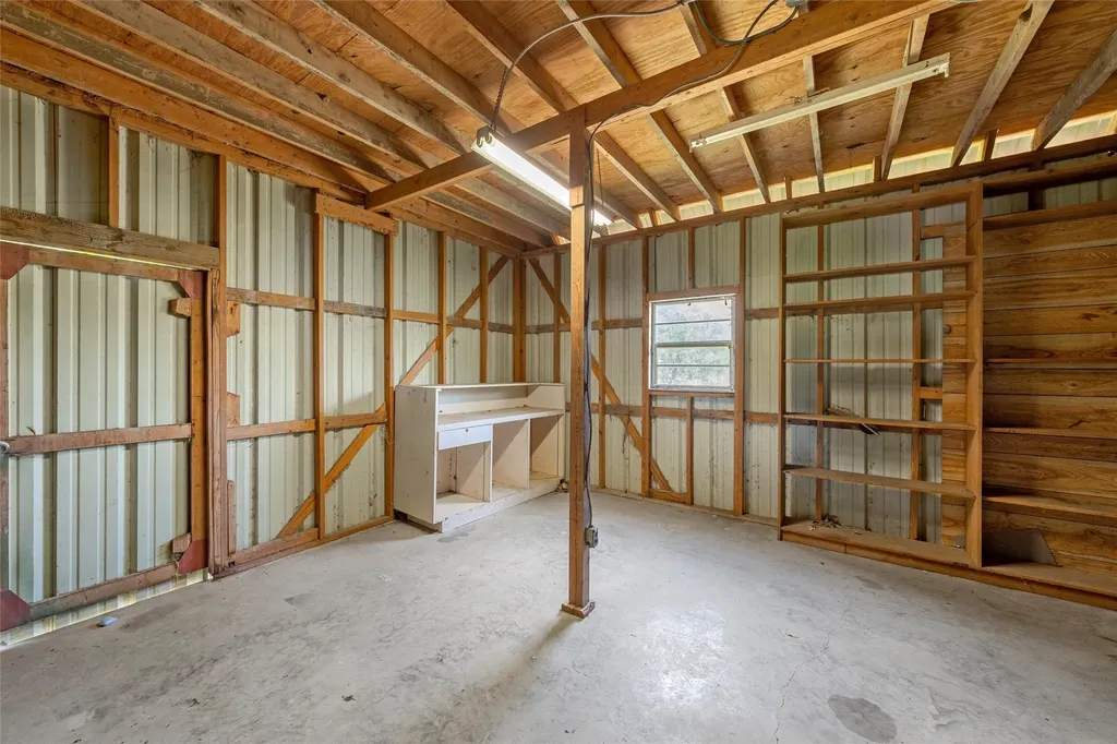 803 S Stallworth Rosebud TX 76570