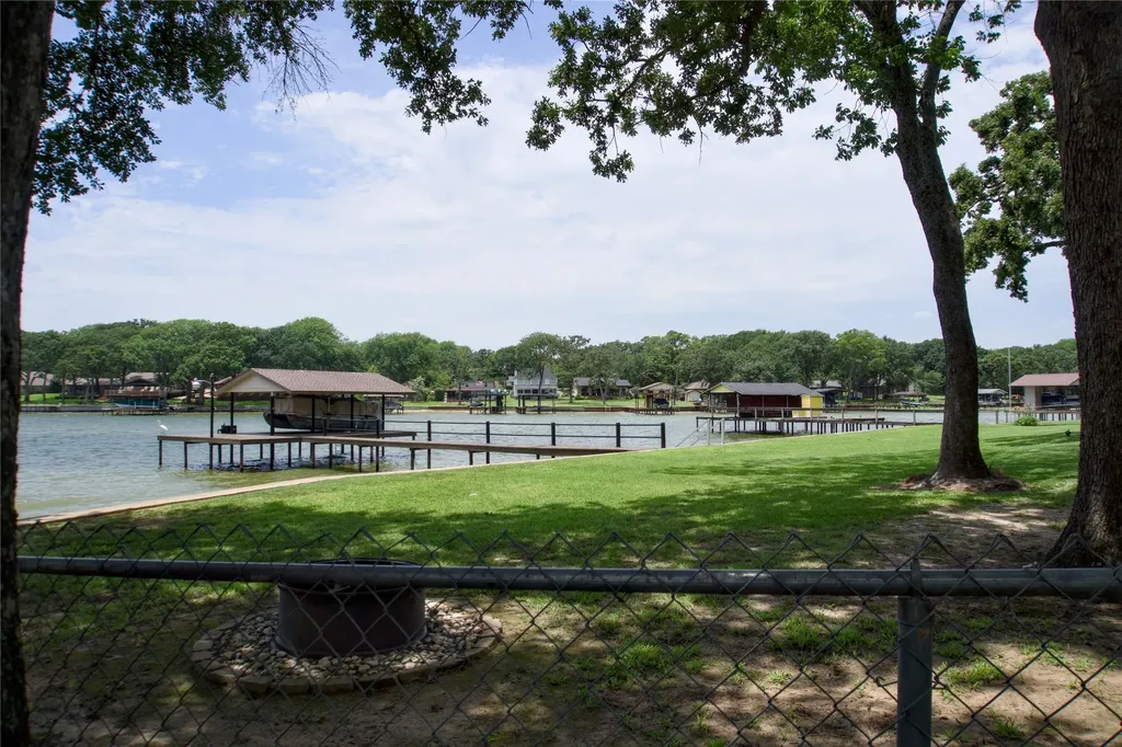 124 Armada Loop Payne Springs TX 75156