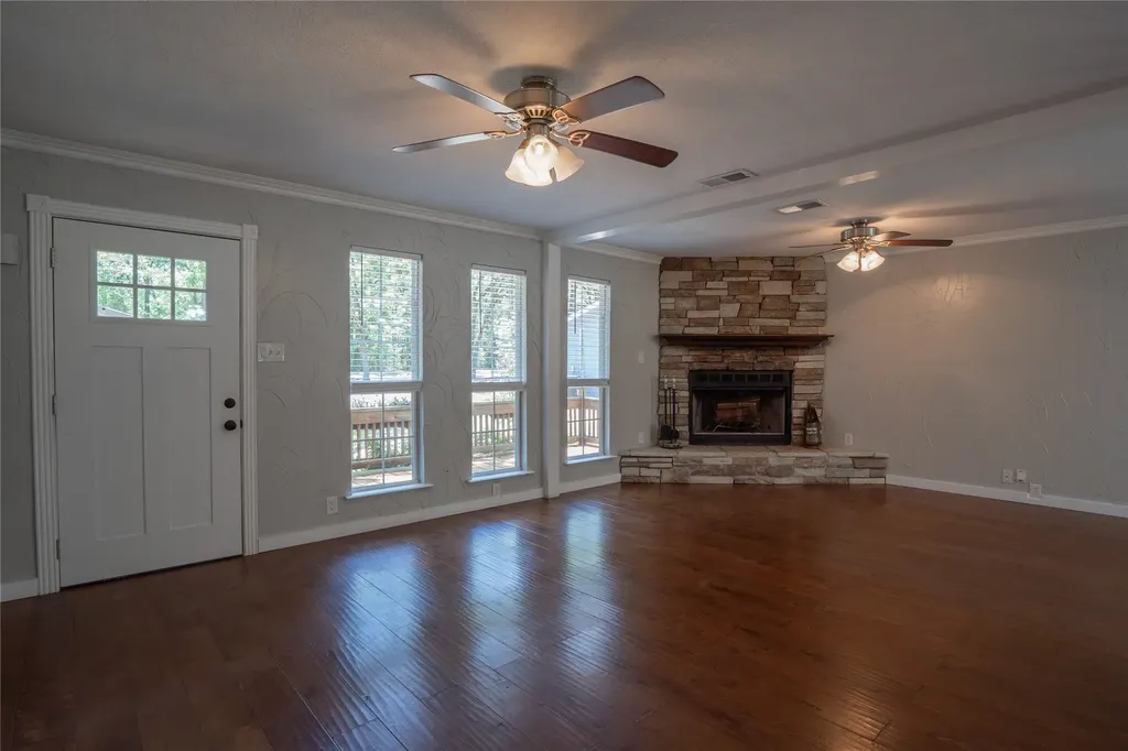 124 Armada Loop Payne Springs TX 75156