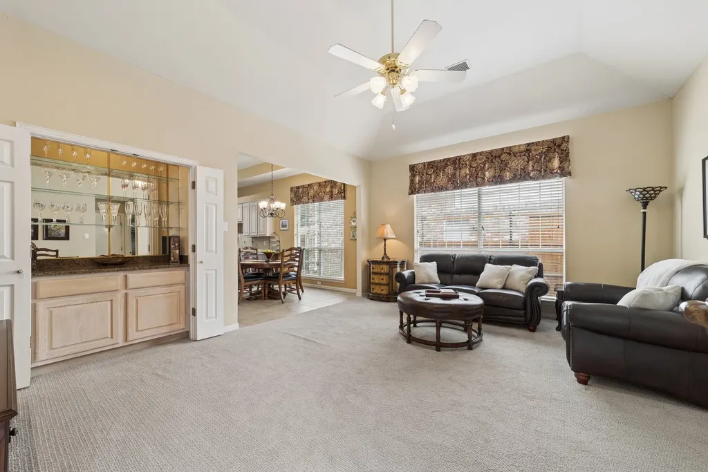 5208 Laser Lane Plano TX 75023