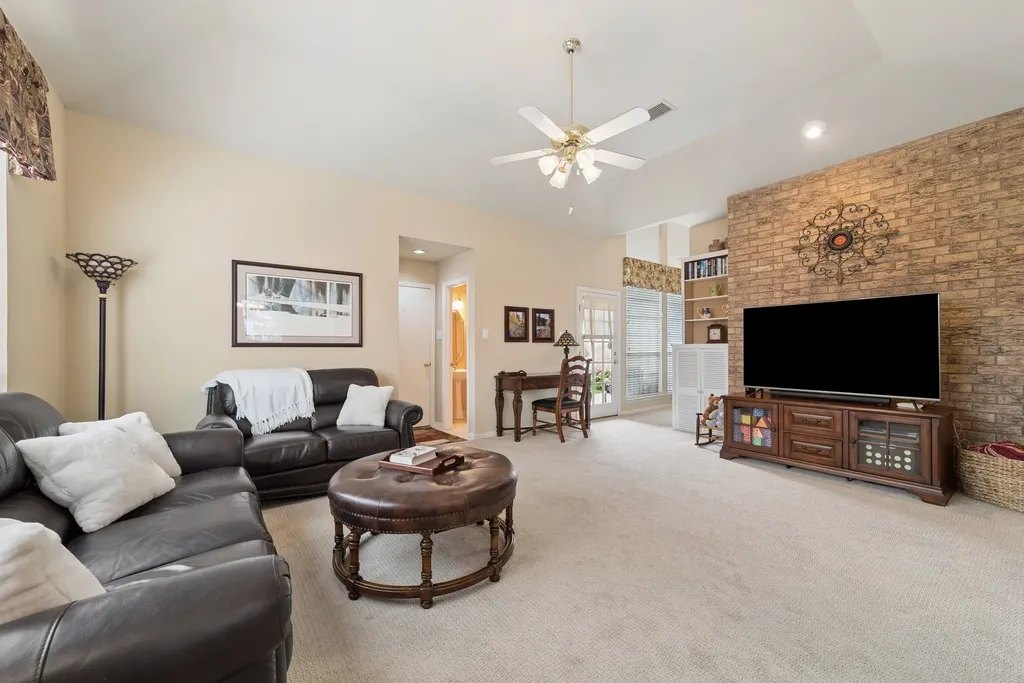 5208 Laser Lane Plano TX 75023