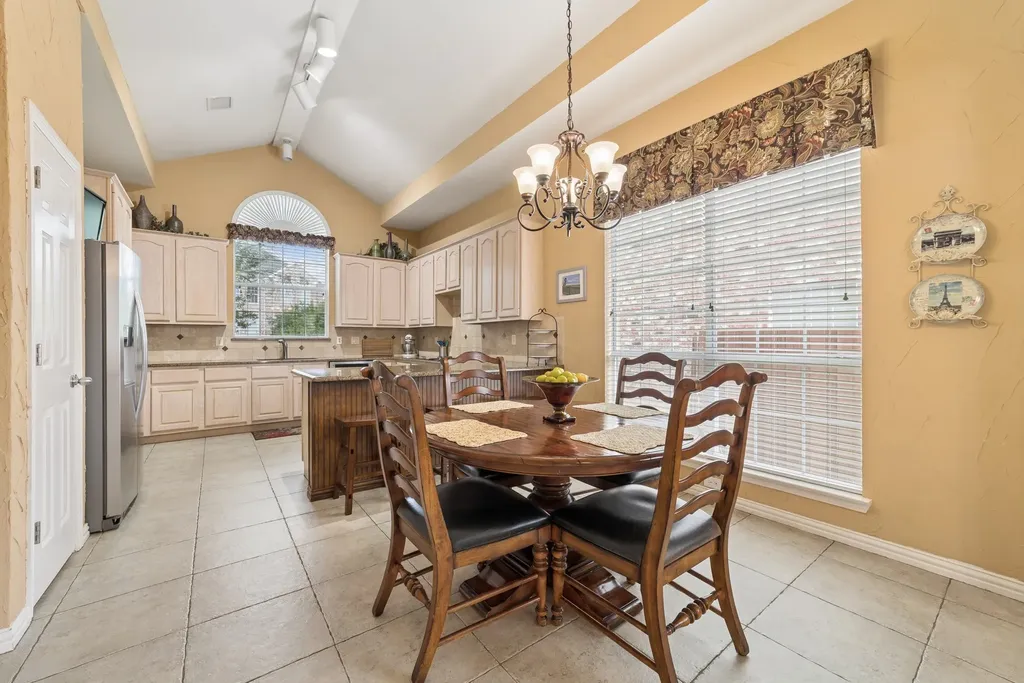 5208 Laser Lane Plano TX 75023