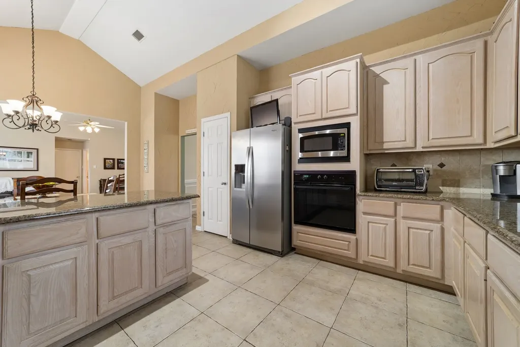 5208 Laser Lane Plano TX 75023