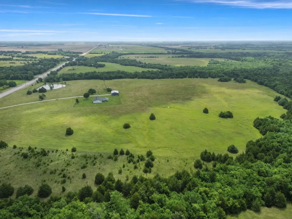 20280 Us Highway 82 W Honey Grove TX 75446